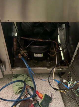 REPARACIÓN DE VITRINAS REFRIGERADAS DE TODAS LAS M