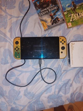 Nintendo switch oled edición tears of the kingdom