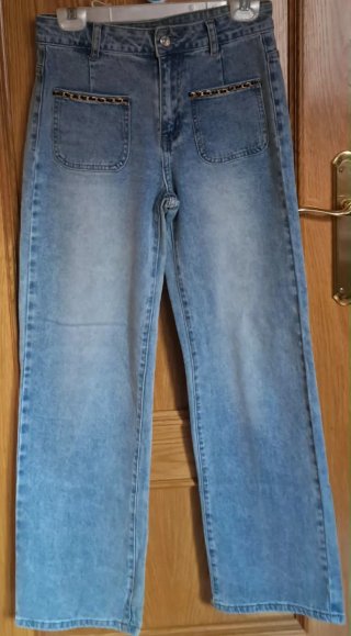 Pantalón vaquero .