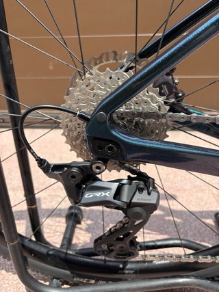 Bicicleta Gravel Giant Revolt Advanced 2 (L)