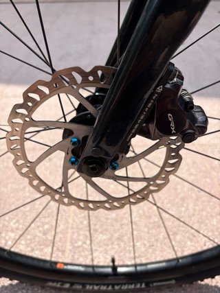 Bicicleta Gravel Giant Revolt Advanced 2 (L)