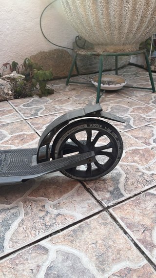 Patinete T-200 gris