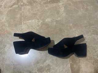 Sandalias Unisa Negras Talla 37