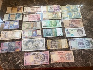 Lote de Billetes Extranjeros Variados
