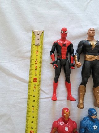 Lote 8 Figuras 14 cm Marvel DC Scorpion Colección