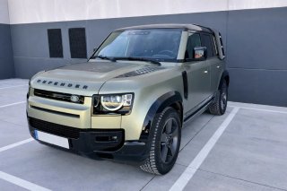 Land Rover Defender 2021