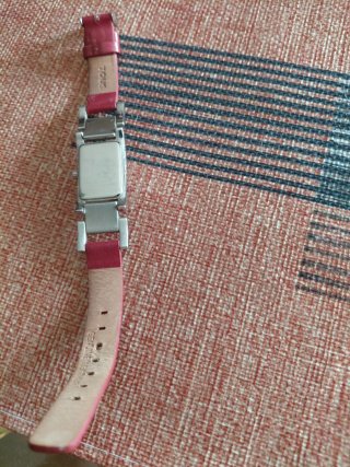 Reloj Tous rojo y Plateado