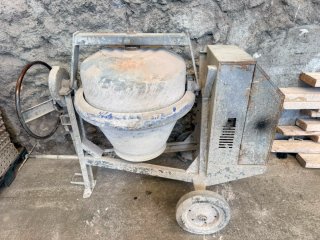 Lote de materiales de construcción