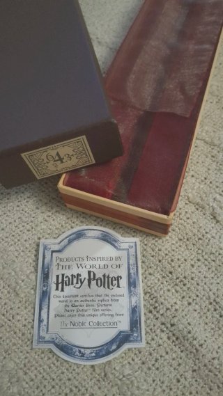 Varita Harry Potter Noble Collection