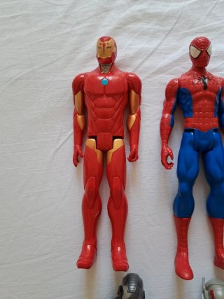 Lote 6 Figuras 30 cm • Marvel Titan Hero