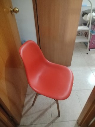 2 Sillas de Escritorio Rojas