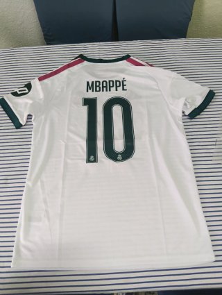 Camiseta R Madrid  Talla (L)(M)