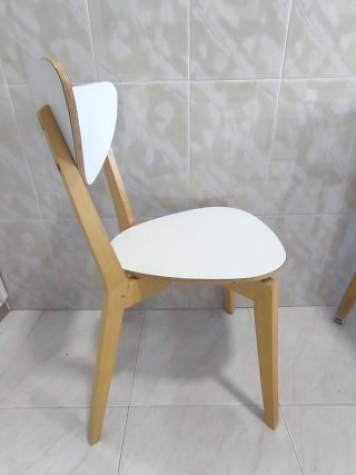 Mesa y 4 Sillas Comedor VS Cocina Ikea