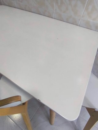 Mesa y 4 Sillas Comedor VS Cocina Ikea