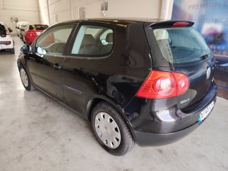 Volkswagen Golf 2004