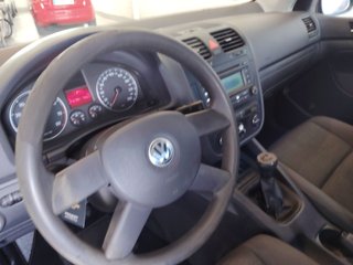 Volkswagen Golf 2004