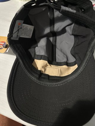 Gorra Carhartt Beige y Negra