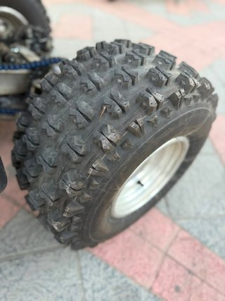 Yamaha Raptor 660r