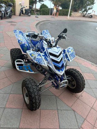 Yamaha Raptor 660r
