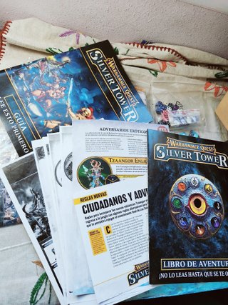 Cajas Warhammer Quest Silver Tower y Shadows.