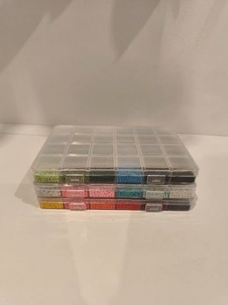 Lote 3 Cajas Abalorios Multicolor