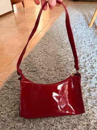 Borsa vernice rossa