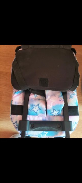 Mochila Totto con ruedas y estampado de estrellas