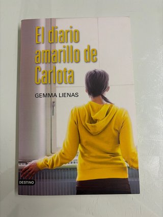 El diario amarillo de Carlota