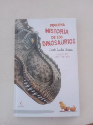 Pequeña historia de los dinosaurios