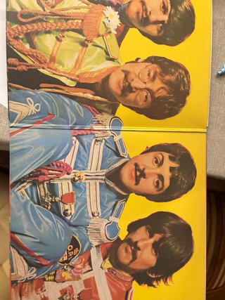 The Beatles Sgt. Pepper's Lonely Hearts Club Band