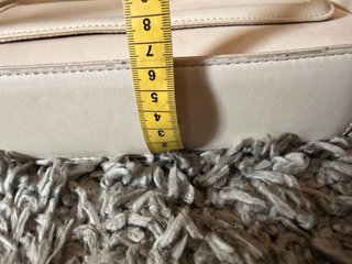 Borsa a spalla Stradivarius beige