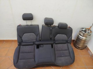 Asientos traseros coche (2+1)