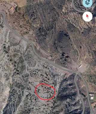 Finca rústica Félix 4500m² y caravana