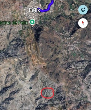 Finca rústica Félix 4500m² y caravana