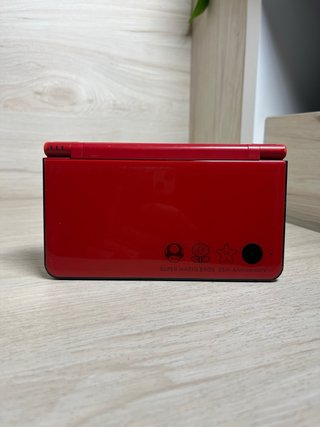 Nintendo DSi XL Mario Bros