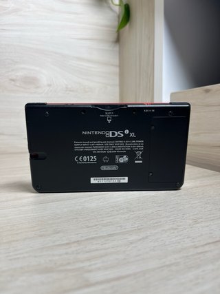 Nintendo DSi XL Mario Bros