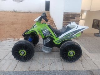 Quad Kawasaki 12v para niño