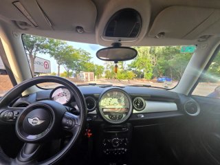 MINI ONE 2015