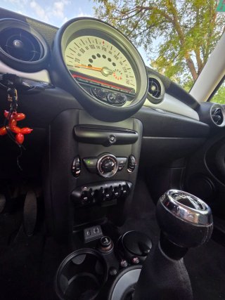 MINI ONE 2015