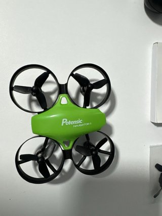 Dron Potensic Firefly A20 con control