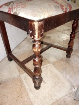 Juego de 4 Sillas de Comedor de Madera