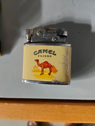 Mechero CAMEL FILTERS