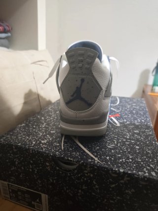 Jordan 4 midnight navy precio negociable