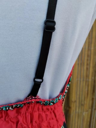 Vestido estampado con volantes