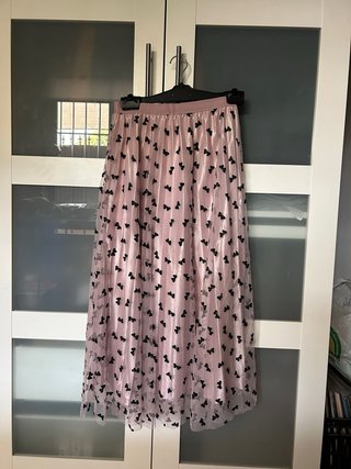 Falda larga Berlib rosa con lazos negros