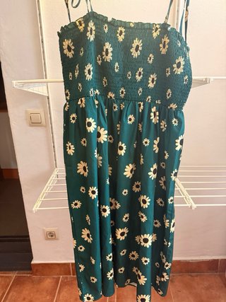 Vestido SHEIN verde estampado margaritas