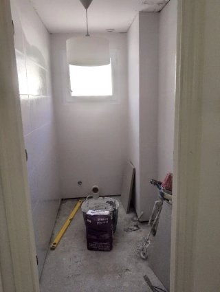 Remodelacion y azulejado de pisos y baños