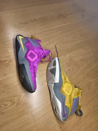 Nike LeBron Soldier 14 Morado/Amarillo