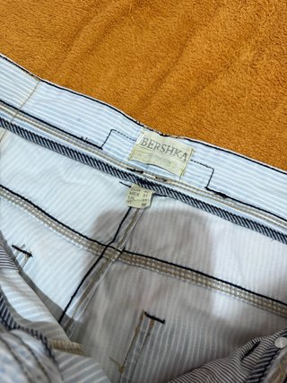 Bermuda hombre rayas azul y blanco