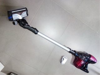 Aspiradora Rowenta Xpert Essential 260